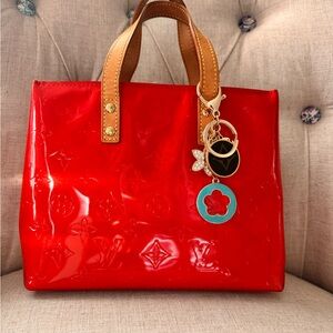 Louis Vuitton Reade PM vernis tote  Red with Dust bag
